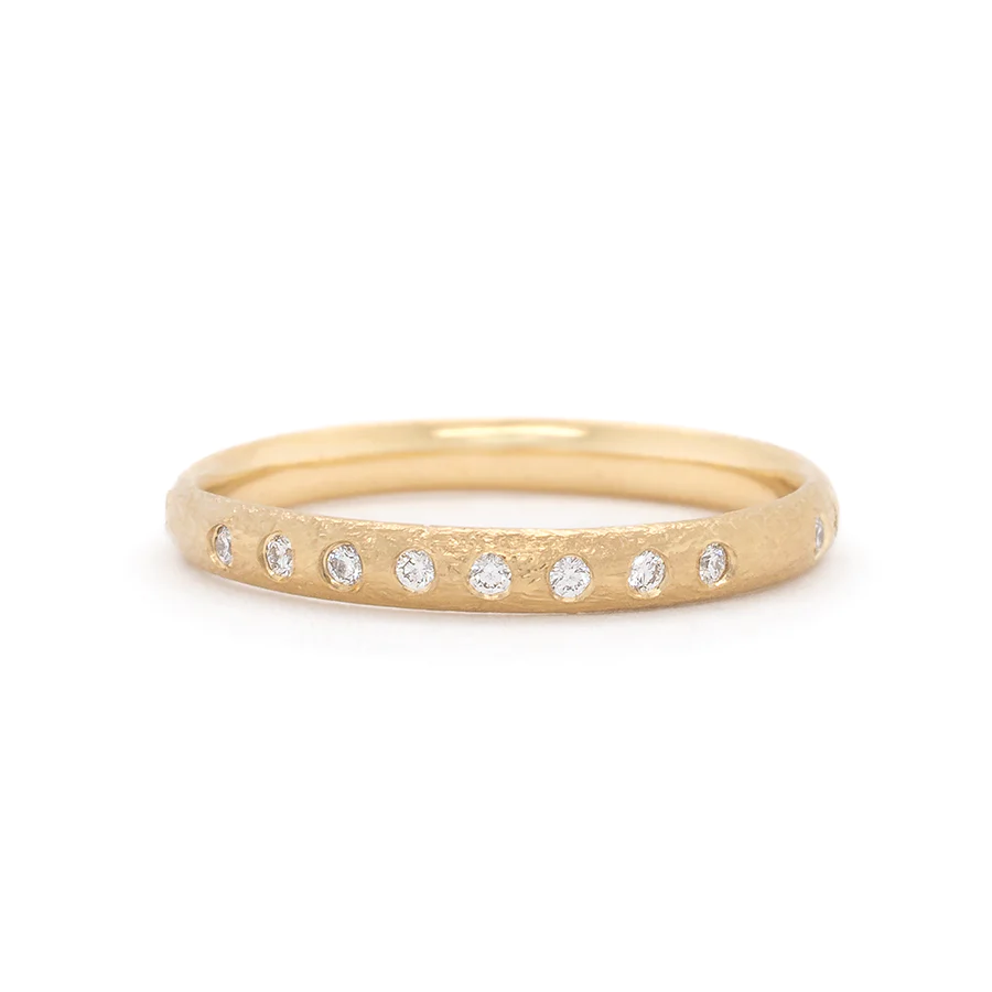 2.5mm 'Boulder' Dancing Diamond Ring | Magpie Jewellery