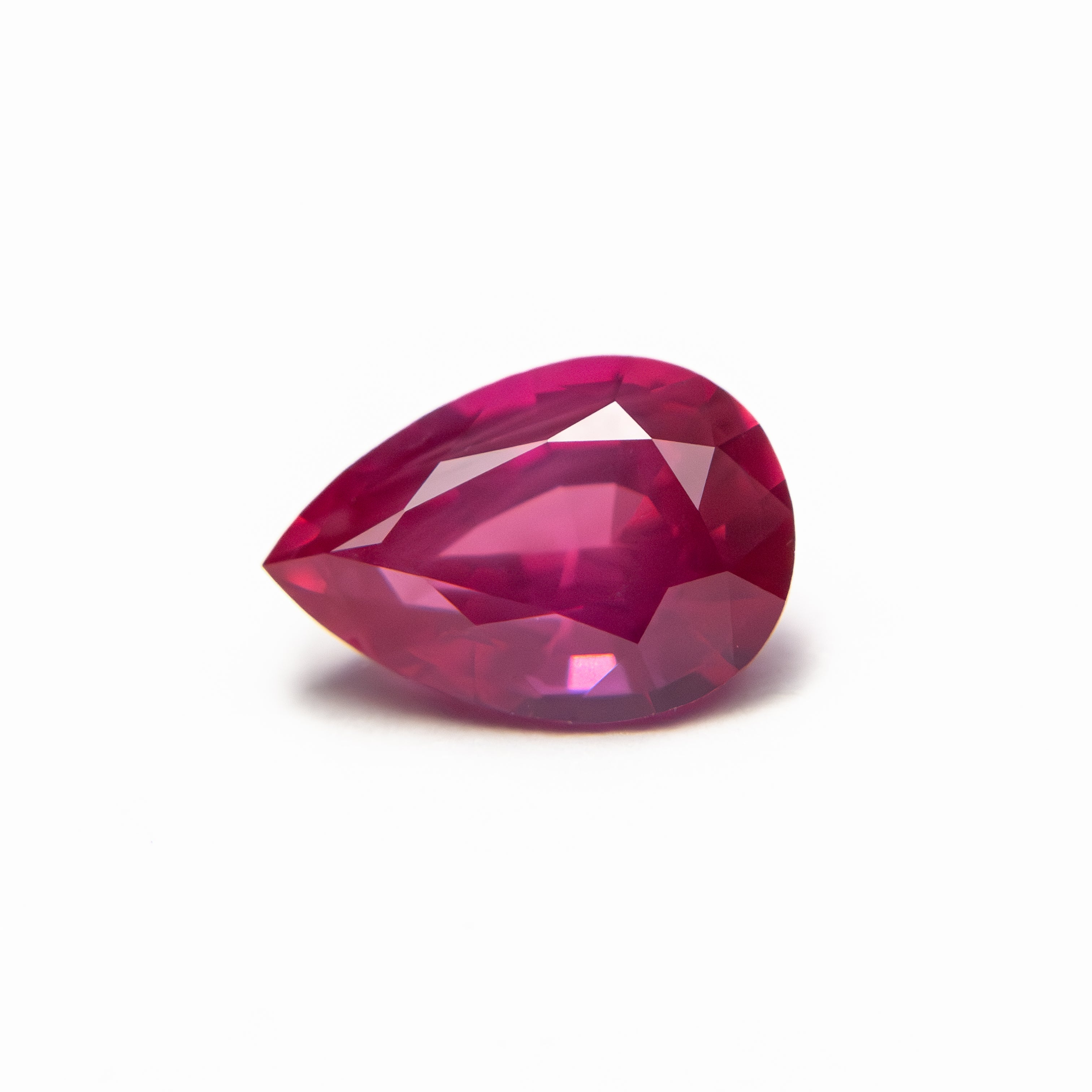 1.19ct 7.97x5.54x3.78mm Pear Brilliant Ruby 27955-26 – Magpie