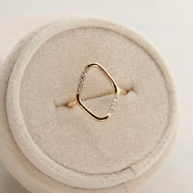 Diamond Shaped Geo Ring With Canadian Diamonds | Magpie Jewellery