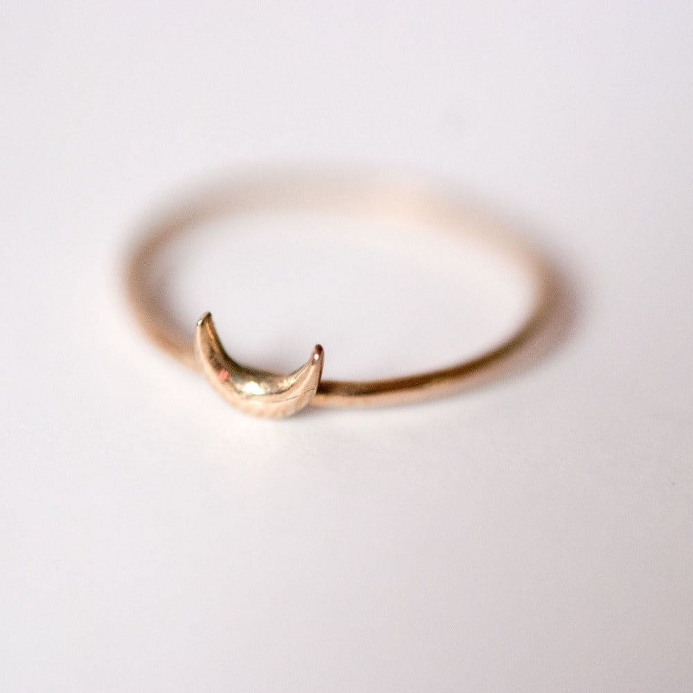 Crescent Moon Ring - Magpie Jewellery