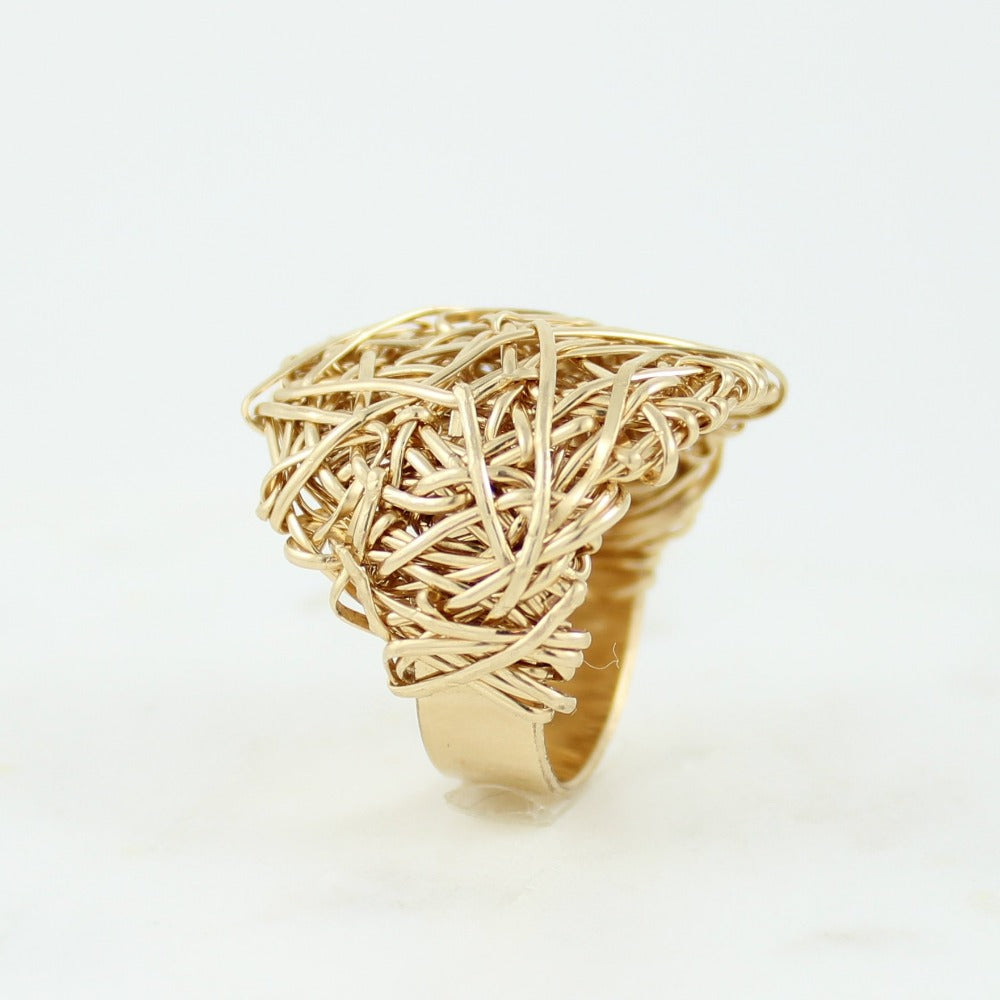 The Big Ring | Magpie Jewellery | Yellow Gold | Detail Shot