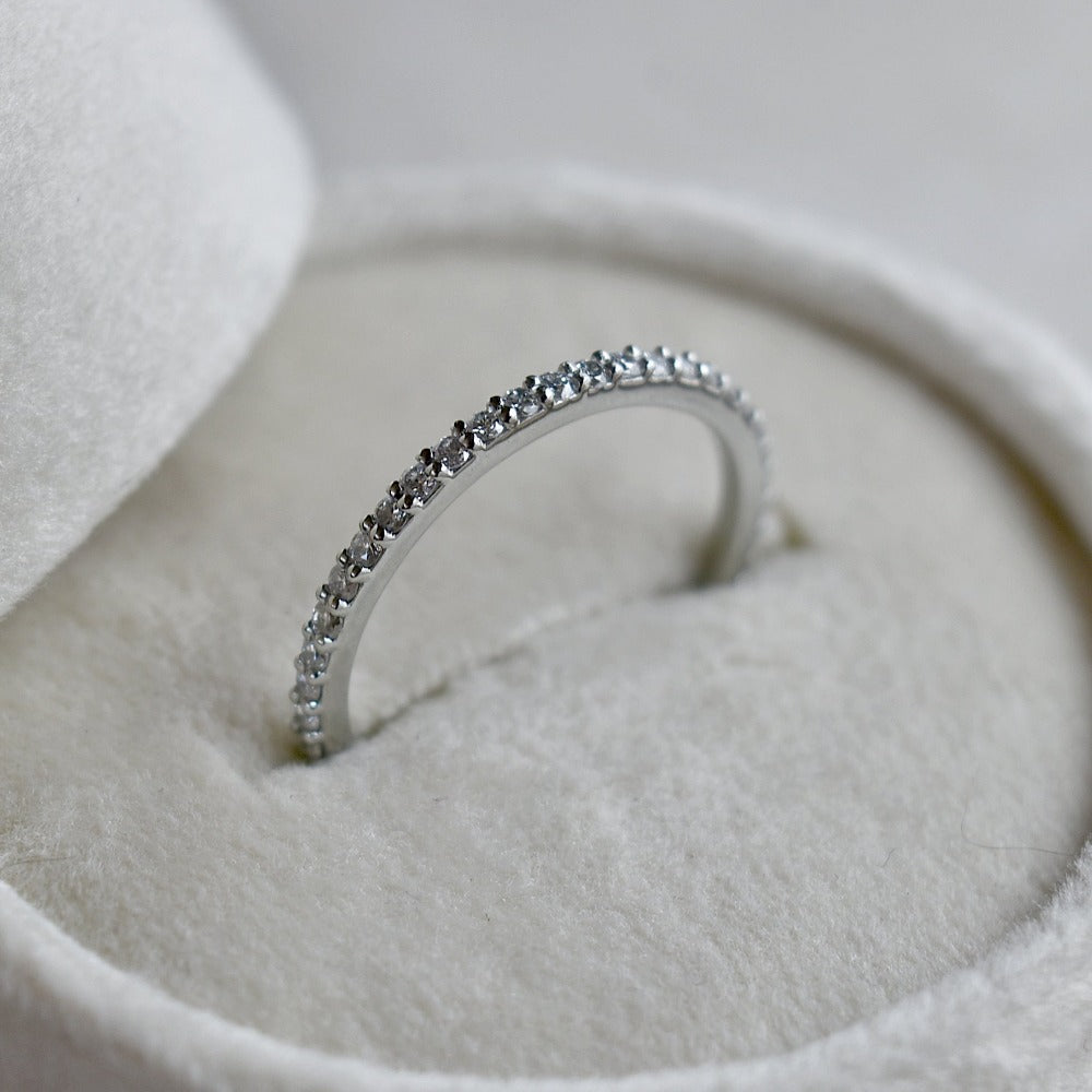 19k White Gold Partial Eternity Band