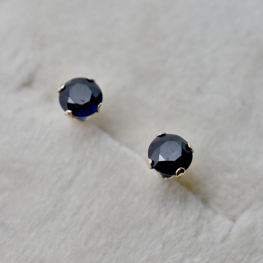 14k Claw-Set Dark Blue Sapphire Studs - Magpie Jewellery