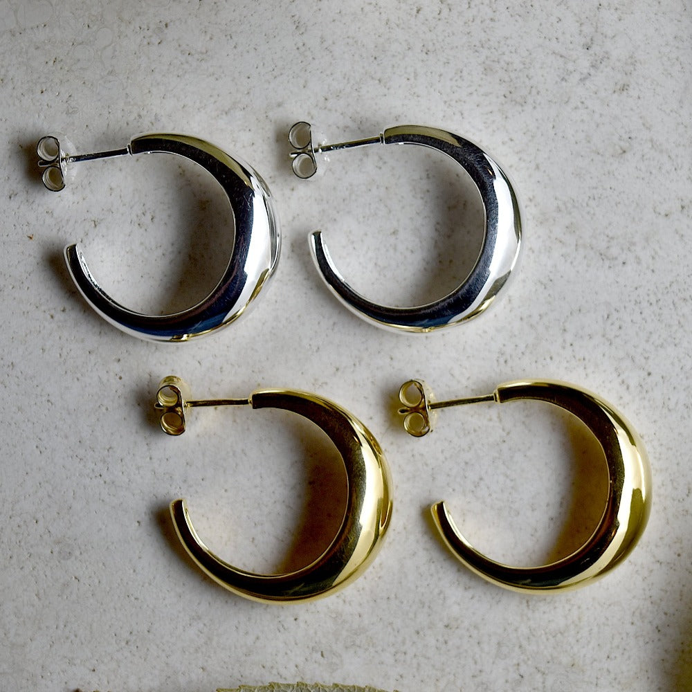 Rounded Tapered Hoop Stud - Magpie Jewellery