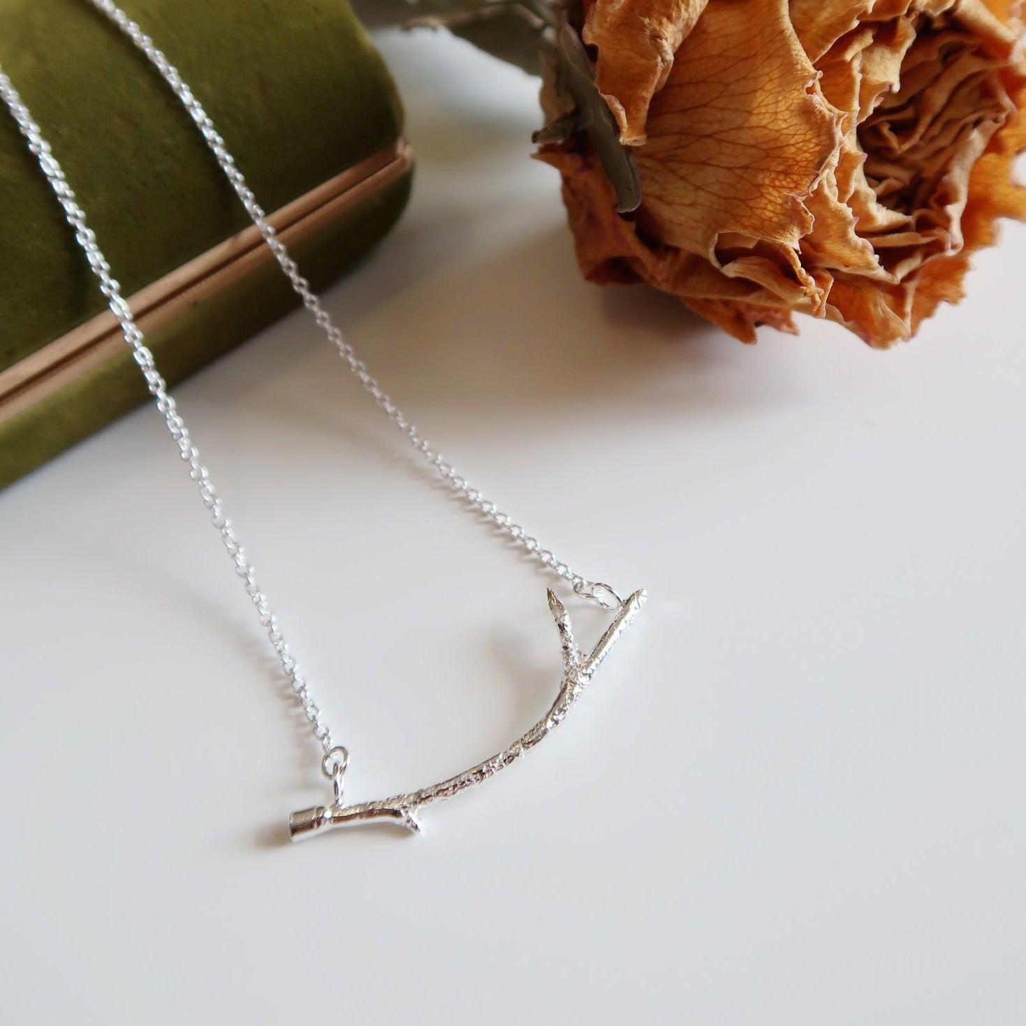Curved Branch Bar Necklace - Magpie Jewellery