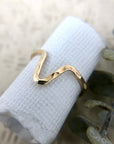 14k Curved Band - Magpie Jewellery
