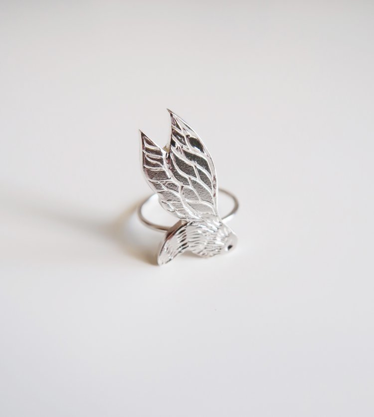 Flying Bee Ring - Magpie Jewellery