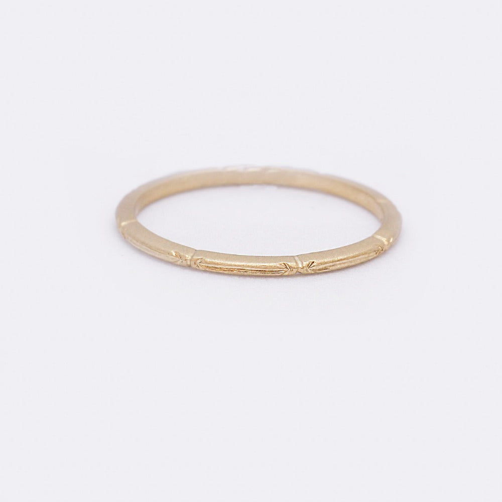 ARROW STACKING BAND Gold | Magpie Jewellery