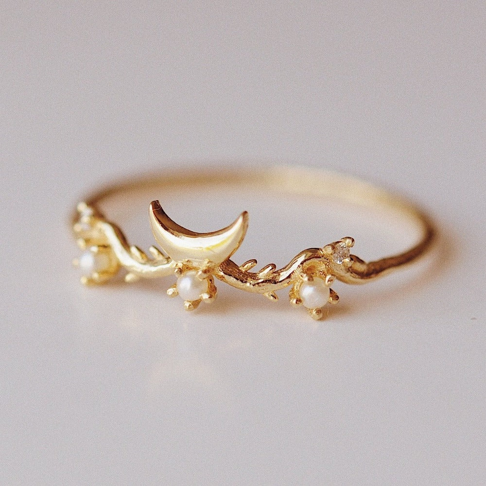 Moon Guardian Ring - Magpie Jewellery