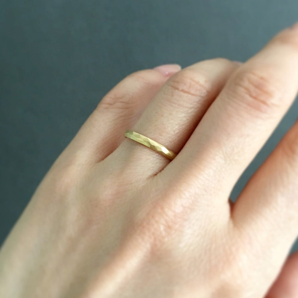 2.3mm Faceted Yellow Gold Band | Magpie Jewellery