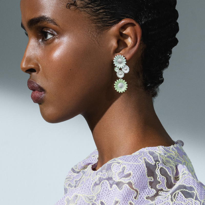 DAISY Green and White Earrings Magpie Jewellery