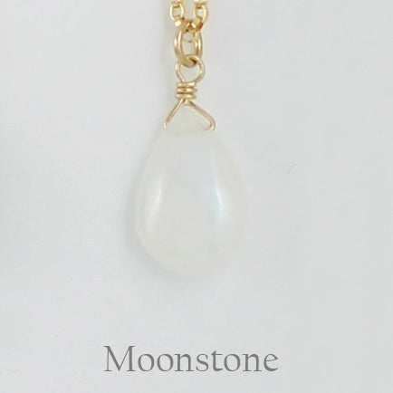 Gold Fill Gemstone Solo Necklace | Magpie Jewellery | Yellow Gold | Moonstone | Labelled