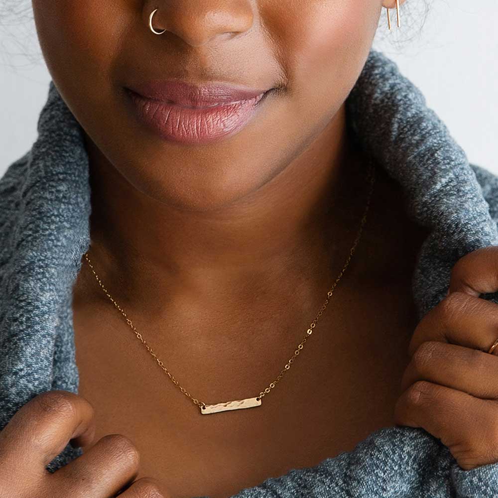 Tiny gold bar deals necklace