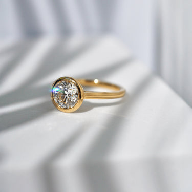 Classic Bezel Solitaire