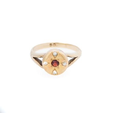 Magpie Vintage- 9kt 'Compass' Style Signet Ring