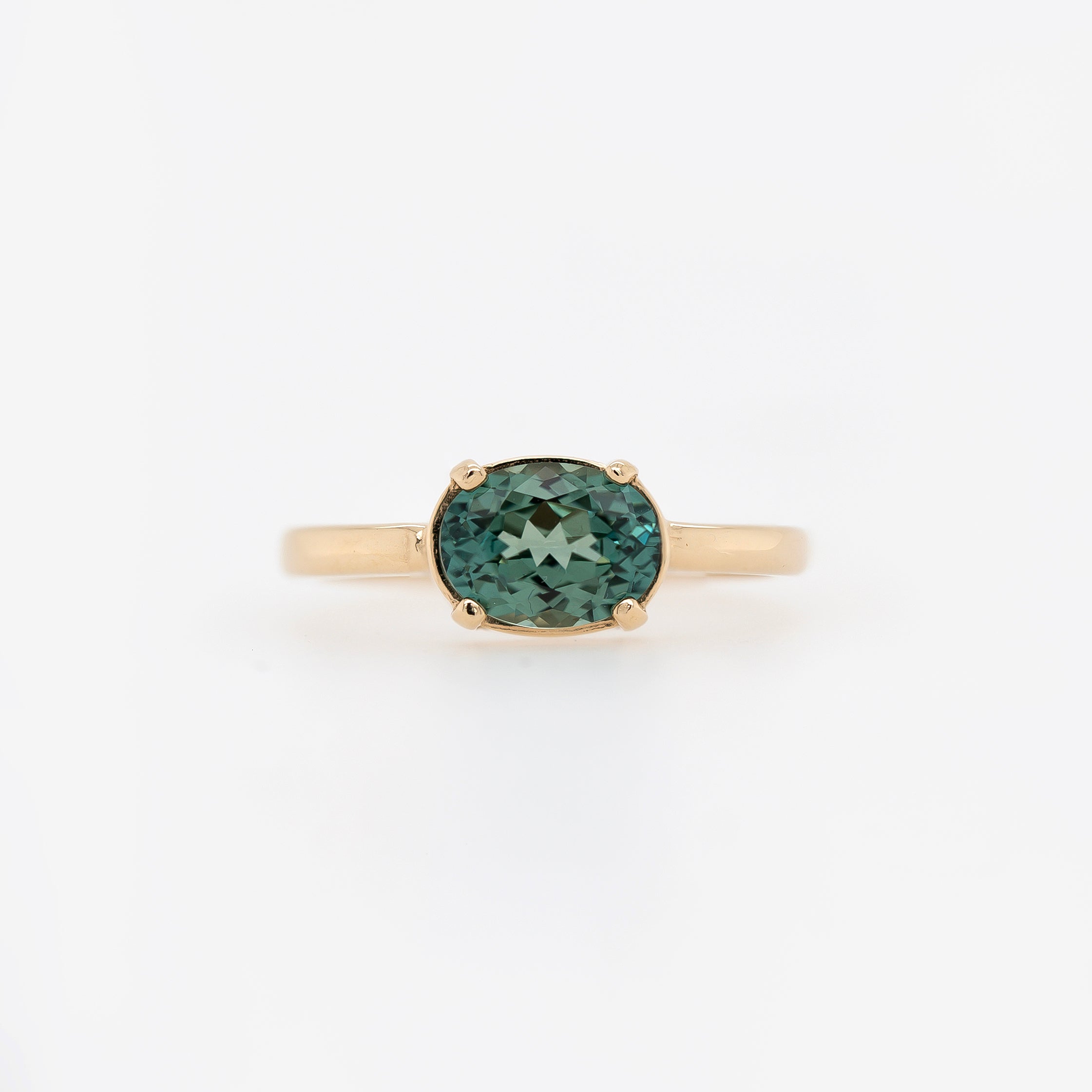 Lab-Grown Oval Green Sapphire Ring | Magpie Jewellery