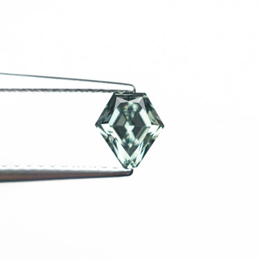 0.82ct 5.65x4.57x3.93mm Shield Brilliant Sapphire 23671-04