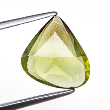 2.86ct 10.84x10.74x3.39mm Amorphous Rosecut Sapphire 26327-14