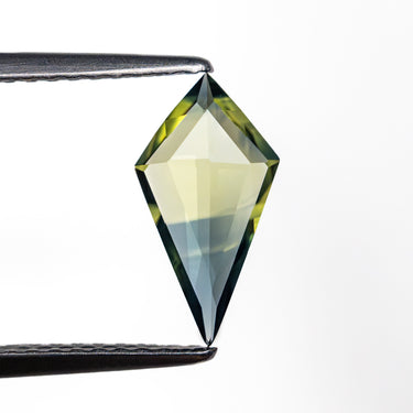 0.76ct 10.94x5.78x1.97mm Kite Rosecut Sapphire 26327-39