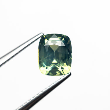 2.01ct 7.48x6.05x4.66mm Cushion Brilliant Sapphire 27205-01