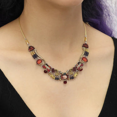 Noble Wine Set, Scarlet Necklace