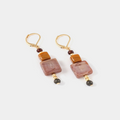Short Gold earrings adorned with colorful Caramel and Dark pink geometric pieces