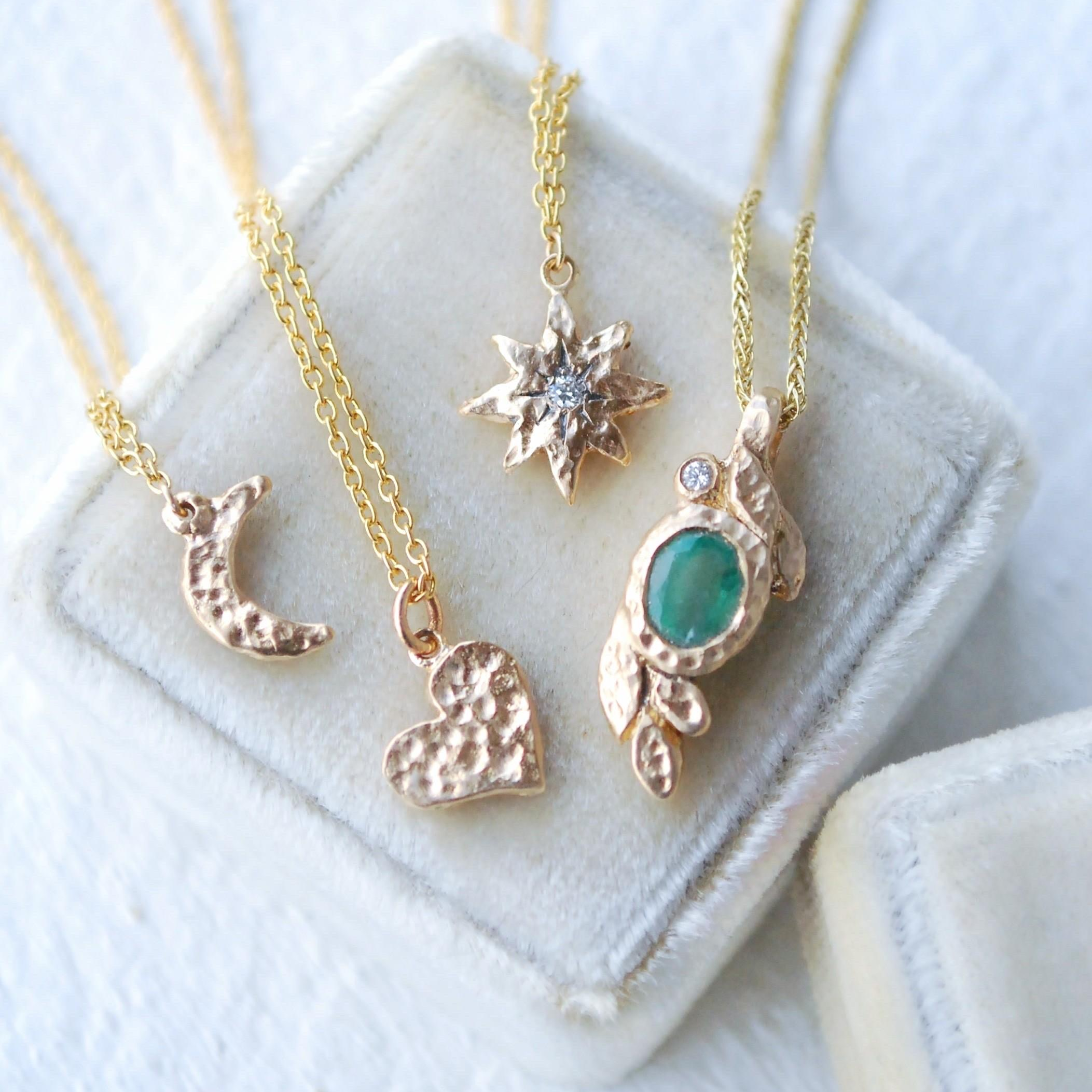 Neckpiece 10ky - Emerald (0.71ct) Laurel Necklace 18"