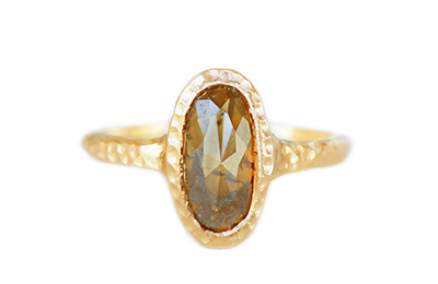 14ky gold ring, featuring a 1.47ct natural cognac diamond 