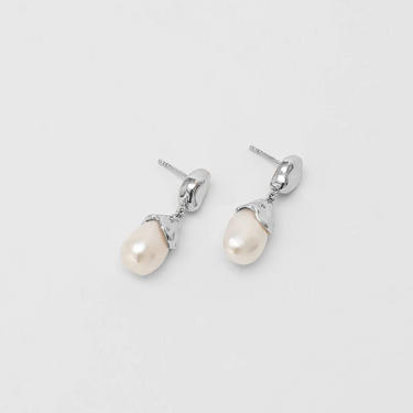 Sterling silver Freshwater pearl drop dangle earring with sterling silver ear posts