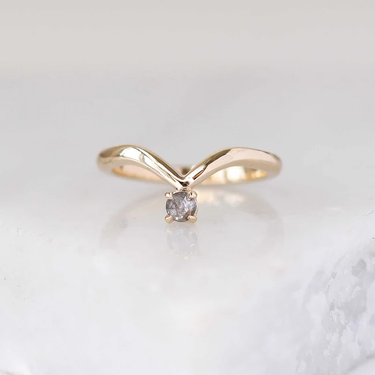 14k Yelllow Gold Pointed chevron contour band  set with a Rose Cut salt & pepper diamond 