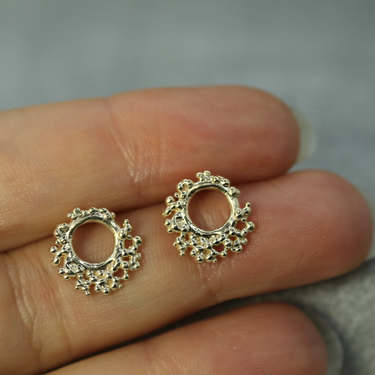 Russel Reef Studs