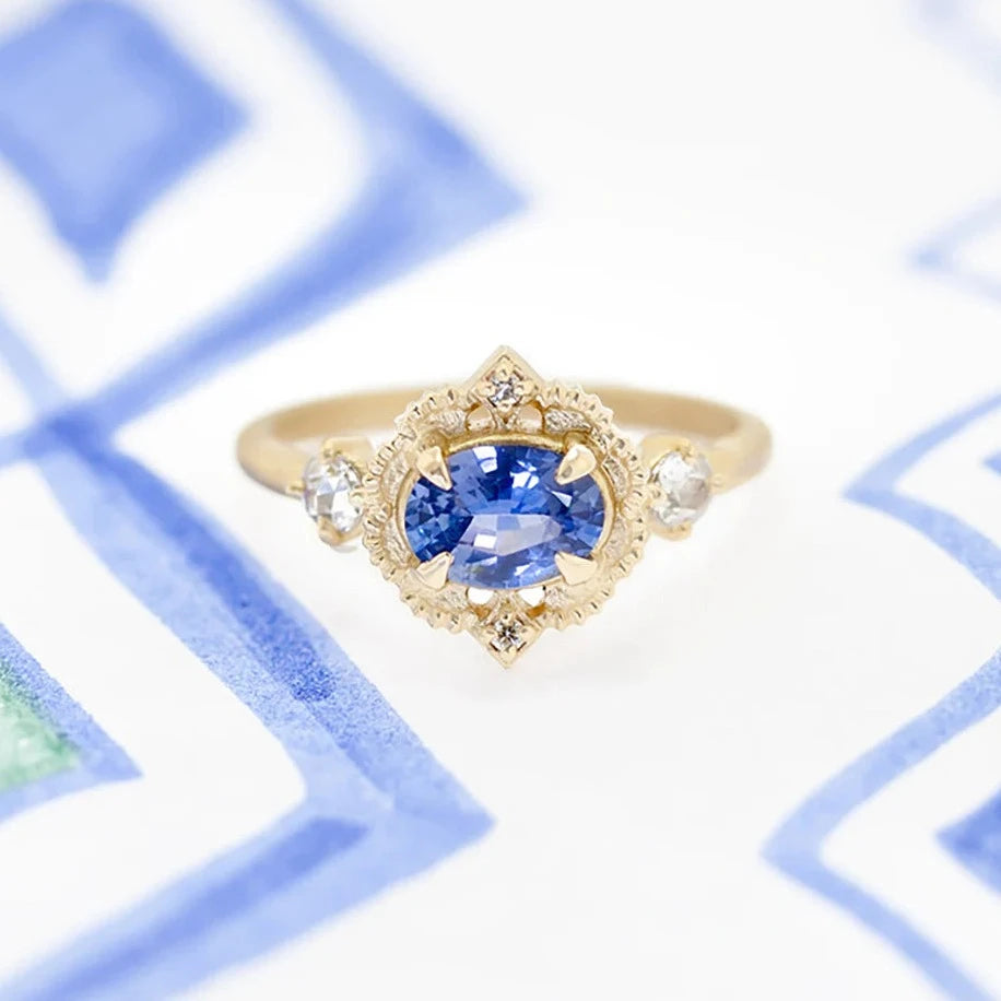 Venise Frame Blue Sapphire Ring