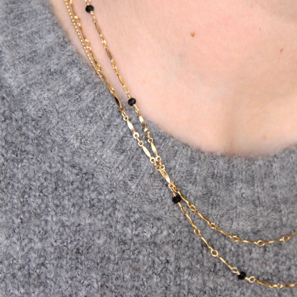 Dapped Bar with Gemstone Chain | Magpie Jewellery | Yellow Gold | On Model | Layered 18&quot; Black Onyx with 16&quot; Dapped Chain