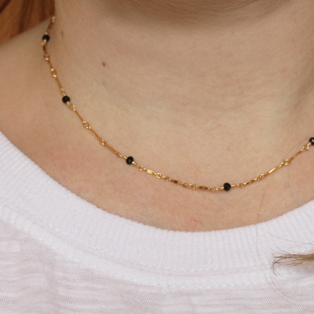 Dapped Bar with Gemstone Chain | Magpie Jewellery | Yellow Gold | Black Onyx | On Model | 16&quot;