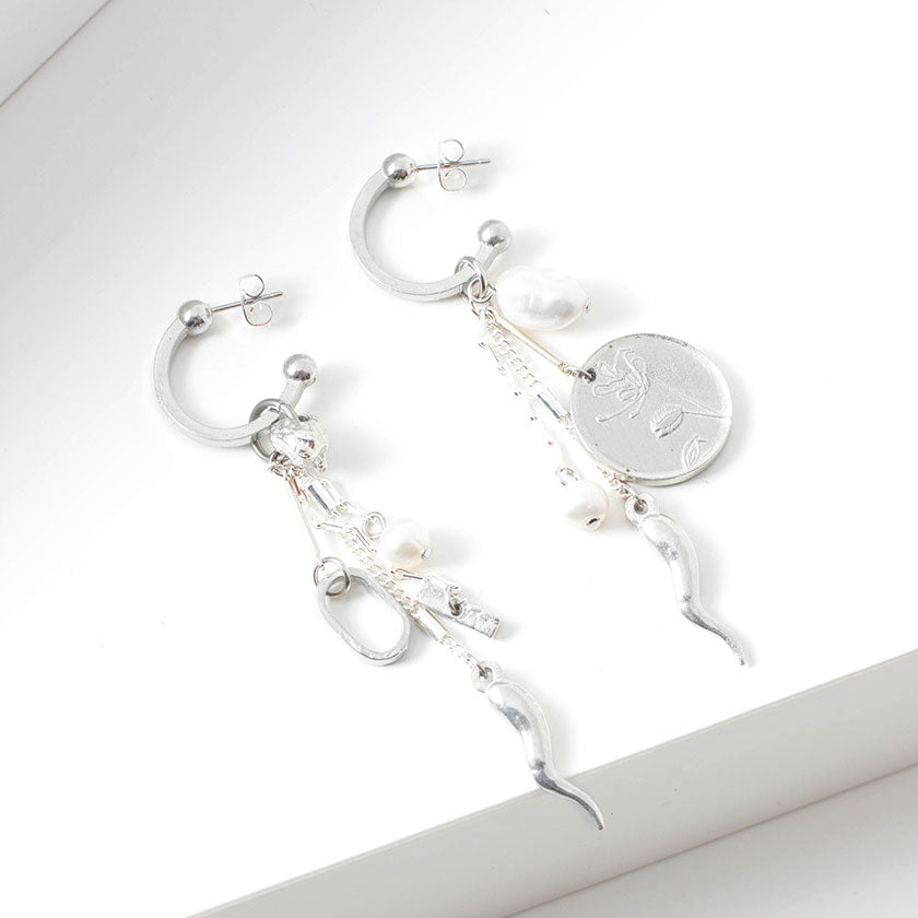 Yuki Earrings - Magpie Jewellery