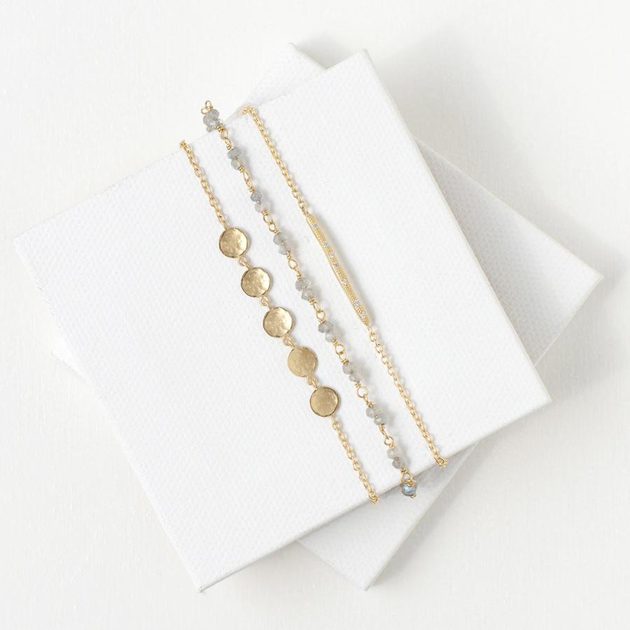 5 Hammered Disc Bracelet YG | Magpie Jewellery