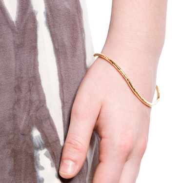 "Infinity" Slim Bangle - Magpie Jewellery