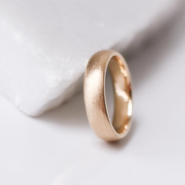 14k Classic Textured Band - Magpie Jewellery