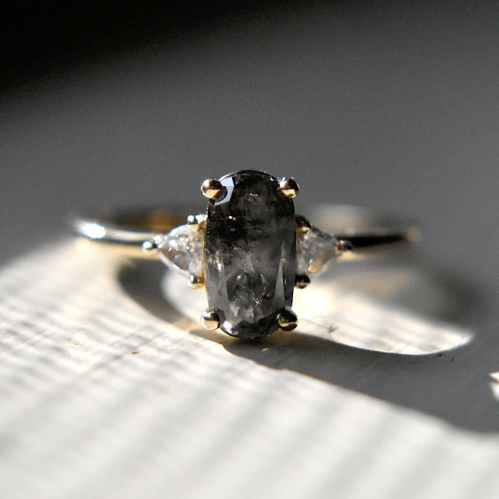 Oval Brilliant Cut Salt &amp; Pepper Diamond Engagement Ring with White Trillion Accents - Magpie Jewellery