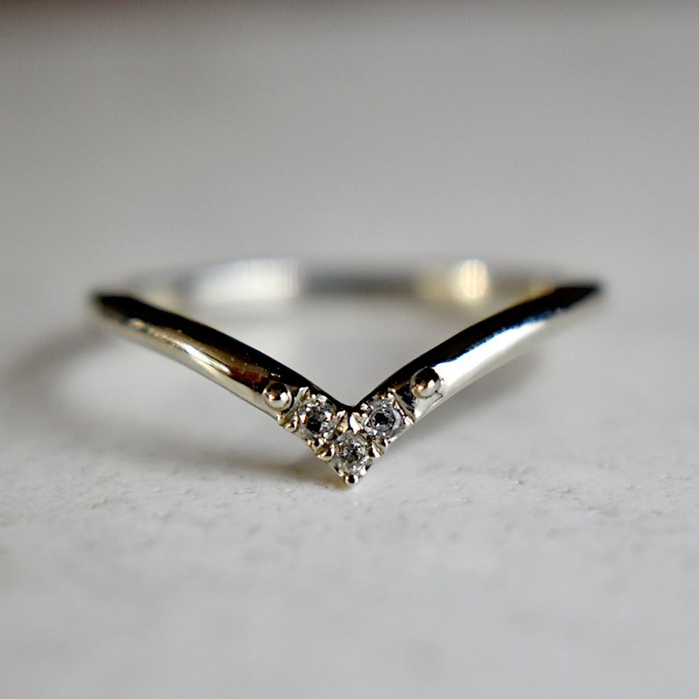 Varinia Grey Diamond Chevron Ring - Magpie Jewellery