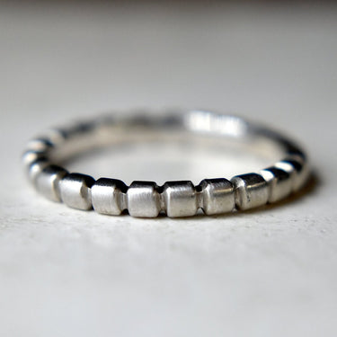 14K White Gold Ridges Band | Magpie Jewellery