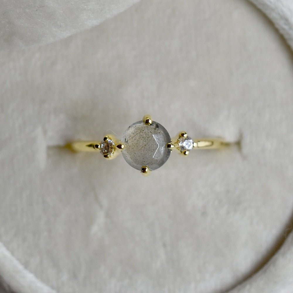 Labradorite Ring with White Topaz Accents - Magpie Jewellery