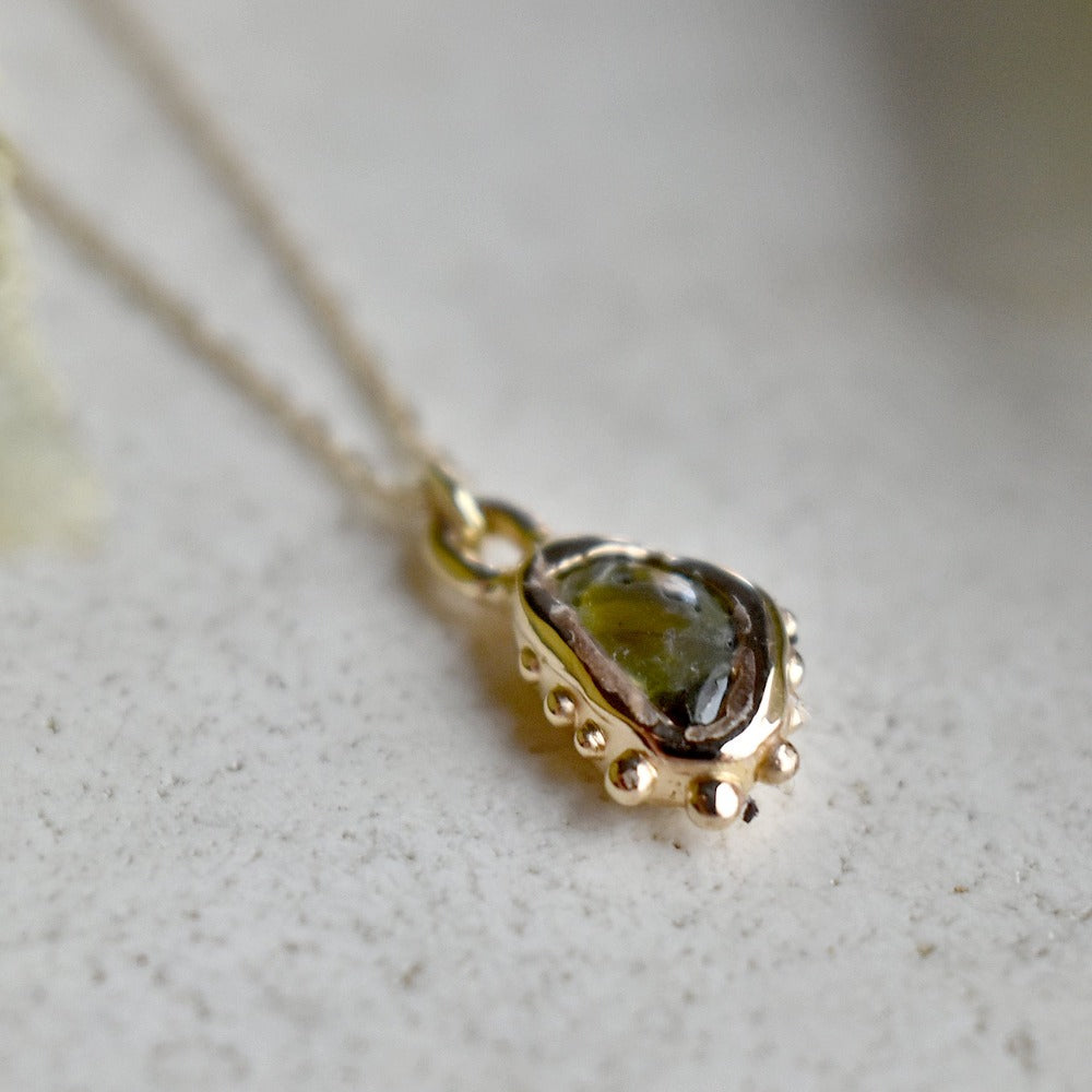 Roman Tumbled Green Sapphire Necklace - Magpie Jewellery
