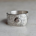 Trillium Patterned Silver Wrap Ring with Tiny Concho - Magpie Jewellery