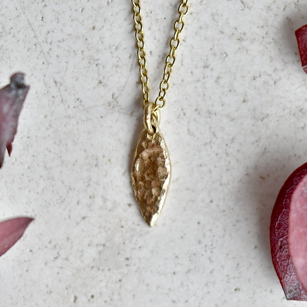 Golden Leaf Necklace - Magpie Jewellery