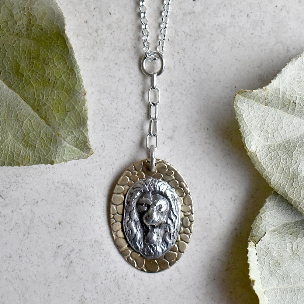 &#39;Lion&#39; Die Struck Y-Chain Necklace - Magpie Jewellery