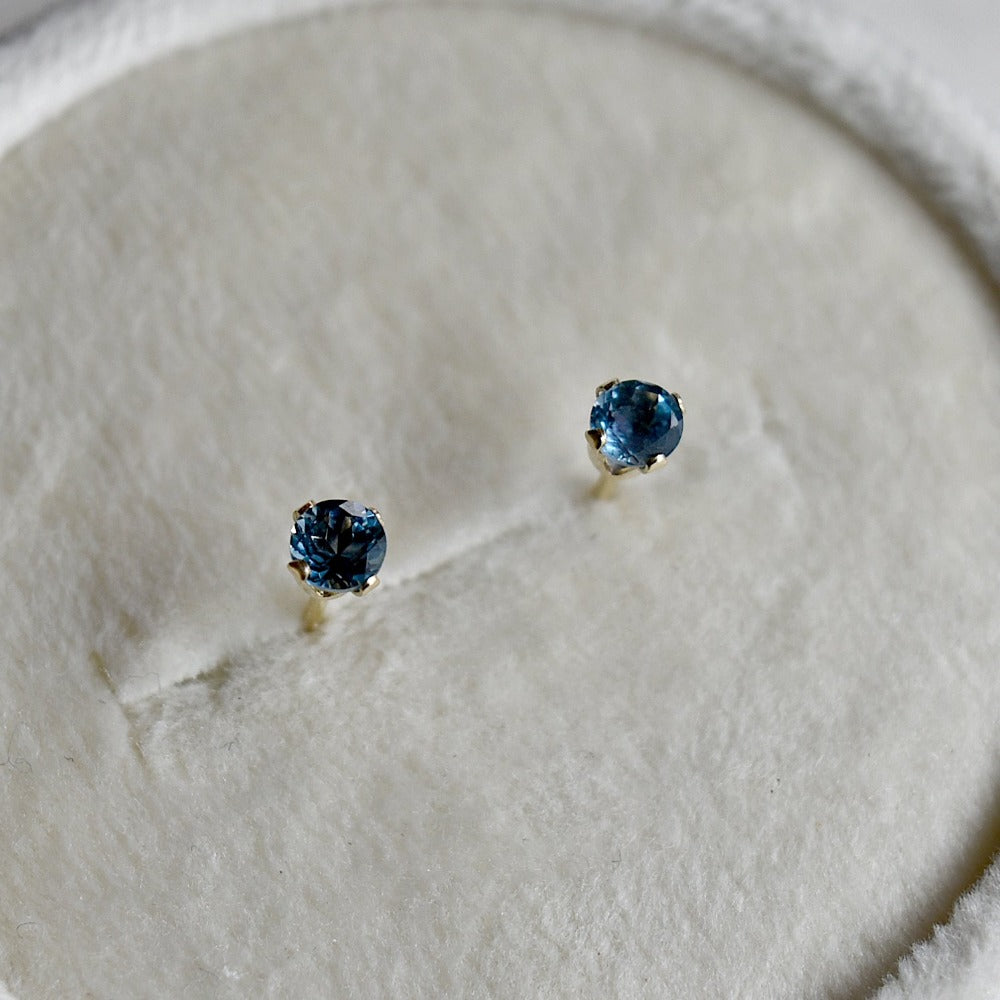 14k Claw-Set London Blue Topaz Studs - Magpie Jewellery