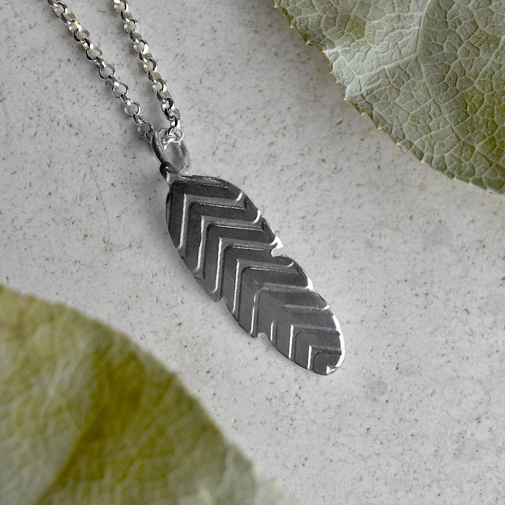 Small Hand-Carved Feather Necklace - Magpie Jewellery