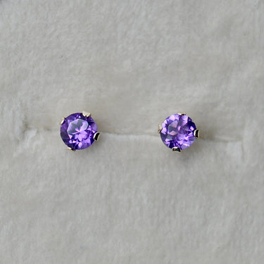 14k Claw-Set Amethyst Studs - Magpie Jewellery