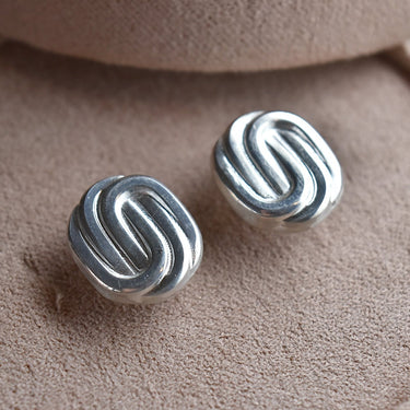 Oval Paperclip Stud Earrings - Magpie Jewellery